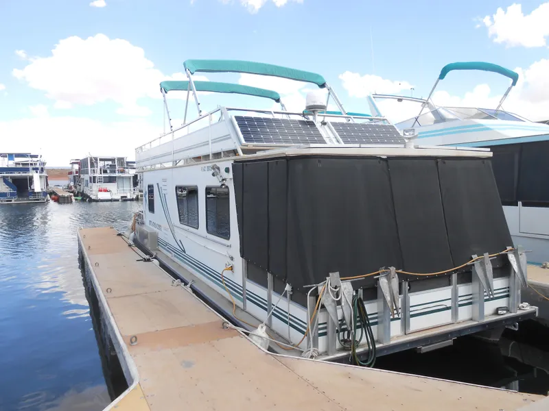 Slide: The Image of Myacht 1343 2005 - 23