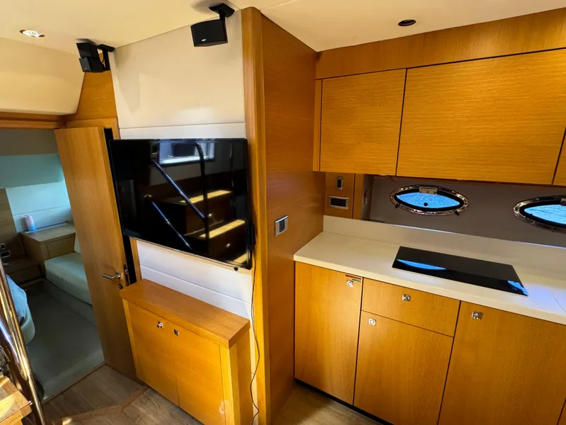 Slide: The Image of Sunseeker Portofino 48 2013 - 24