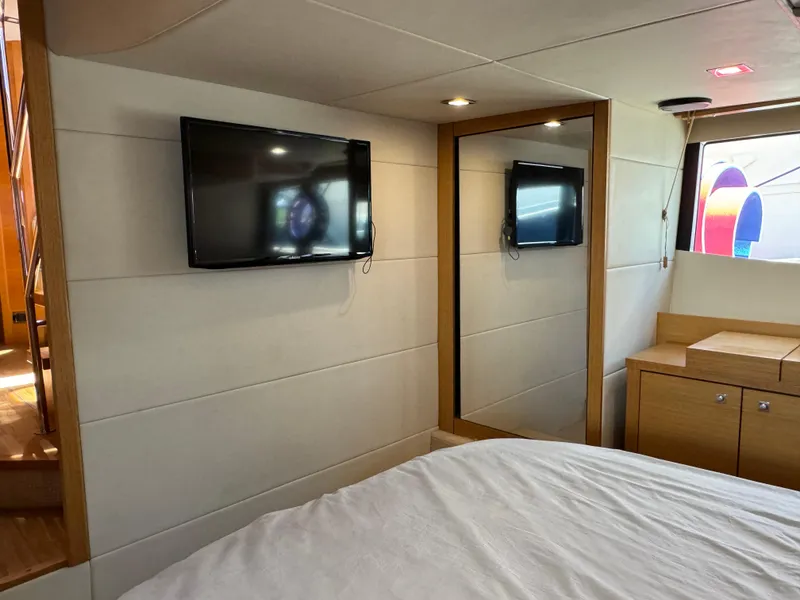 Slide: The Image of Sunseeker Portofino 48 2013 - 27