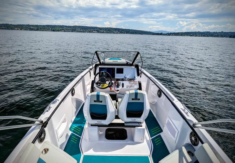 Slide: The Image of Axopar 22 Spyder 2022 - 5