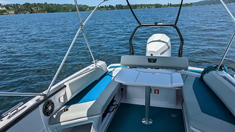 Slide: The Image of Axopar 22 Spyder 2022 - 7