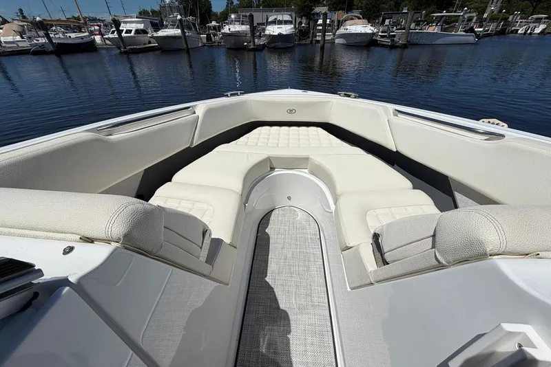 Slide: The Image of Cobalt Boats R3 2020 - 4