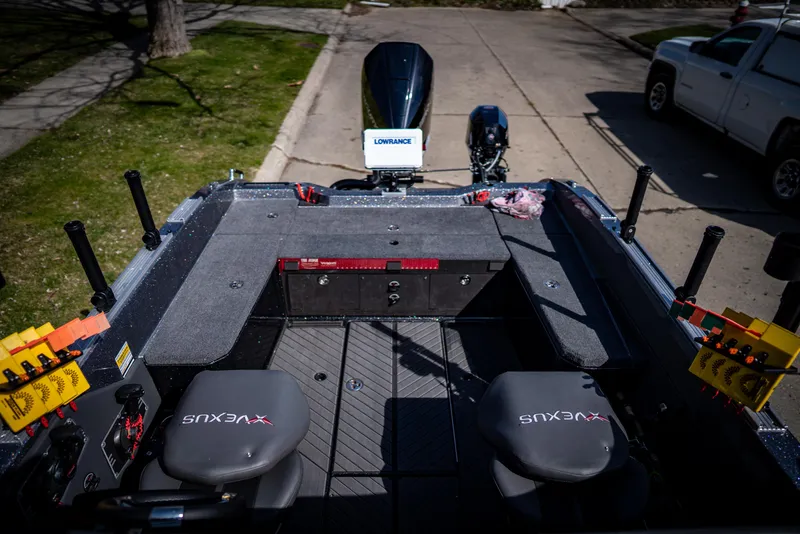 Slide: The Image of 2022 Vexus DVX20 fishing boat interior with Lowrance equipment. - 5
