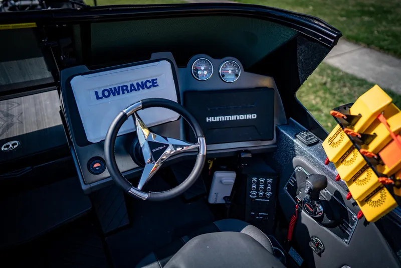 Slide: The Image of 2022 Vexus DVX20 boat dashboard with Lowrance and Humminbird electronics. - 6