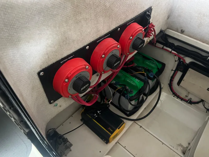 Slide: The Image of Hydra-Sports 2400 CC Vector 2000 boat battery switches and wiring system. - 39