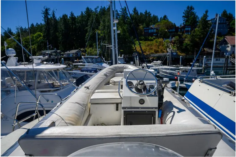 Slide: The Image of Hatteras 72 Flush Deck Cockpit Motor Yacht 1987 - 117