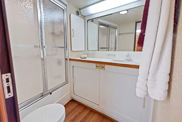 Slide: The Image of Hatteras 72 Flush Deck Cockpit Motor Yacht 1987 - 126