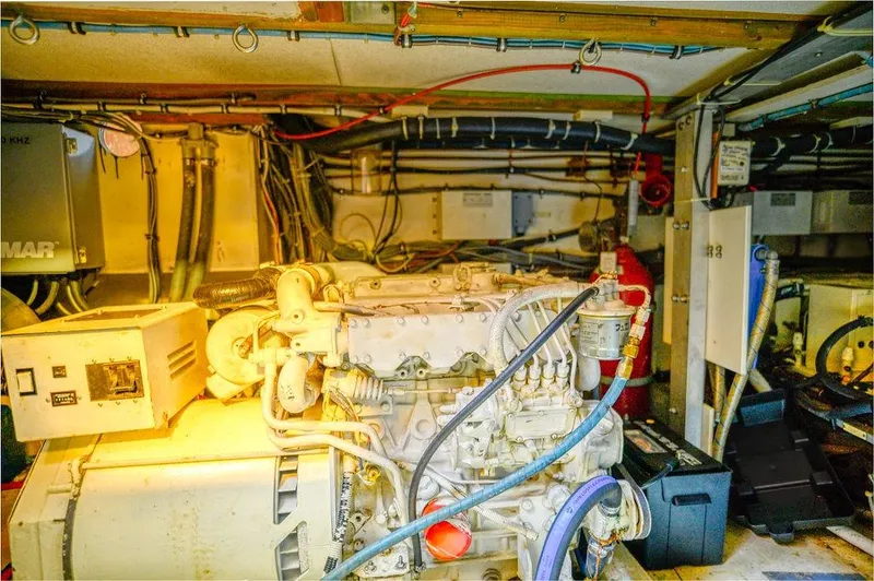 Slide: The Image of Hatteras 72 Flush Deck Cockpit Motor Yacht 1987 - 65