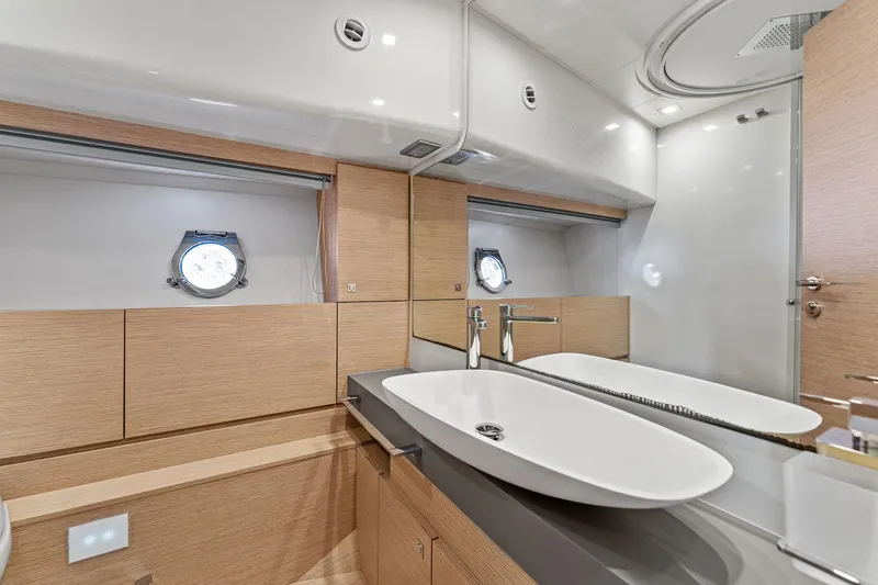 Slide: The Image of Ferretti Yachts 690 2015 - 58