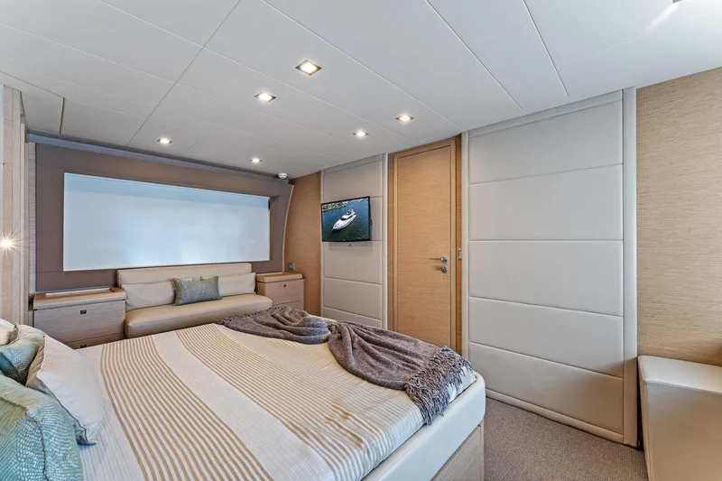 Slide: The Image of Ferretti Yachts 690 2015 - 63