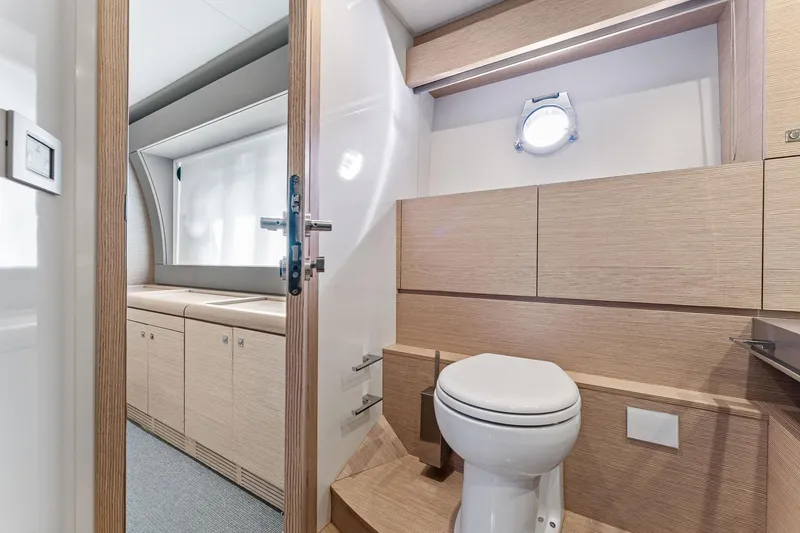 Slide: The Image of Ferretti Yachts 690 2015 - 65