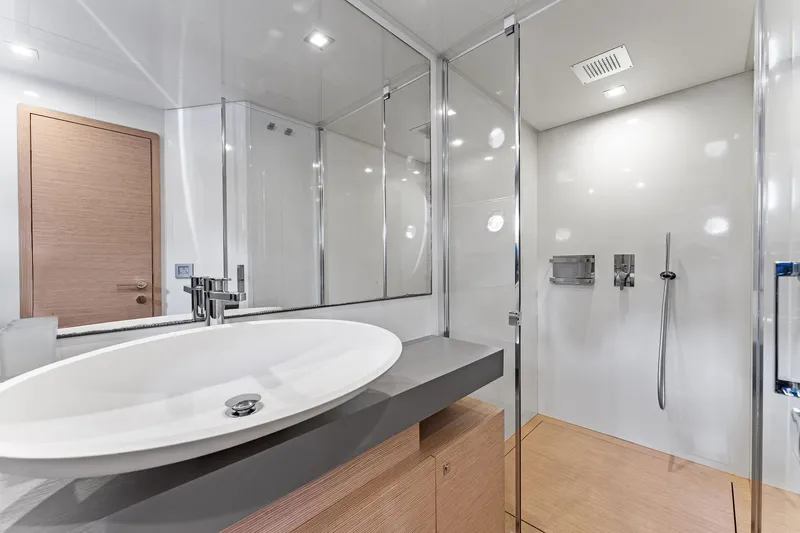 Slide: The Image of Ferretti Yachts 690 2015 - 66