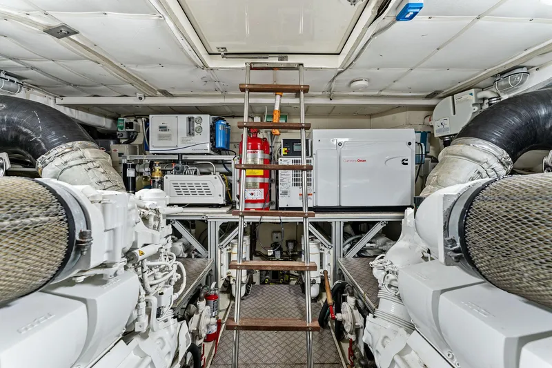 Slide: The Image of Ferretti Yachts 690 2015 - 81