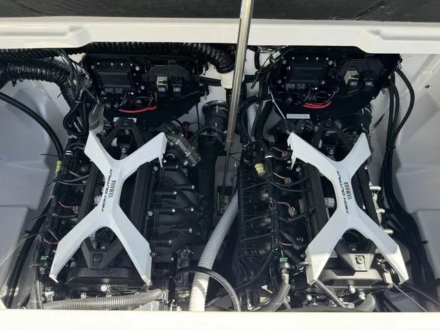 Slide: The Image of Yamaha SX250 2024 - 27