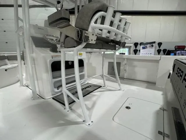 Slide: The Image of Sea Pro 222 Center Console 2025 - 8