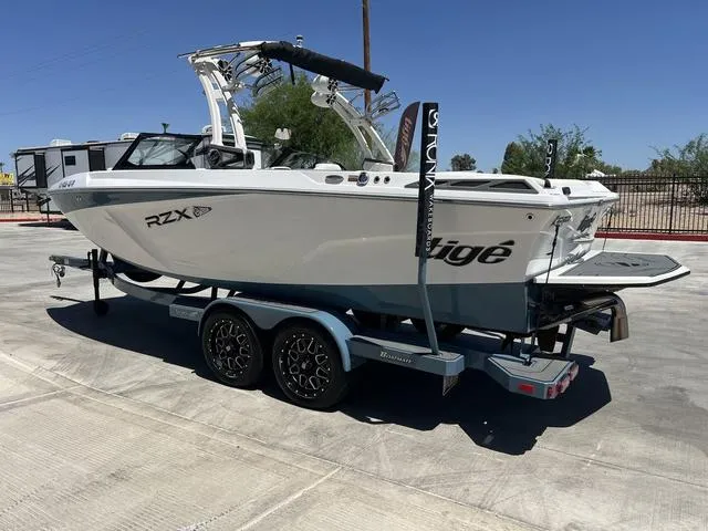 Slide: The Image of Tigé 22RZX 2020 - 5