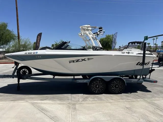 Slide: The Image of Tigé 22RZX 2020 - 6