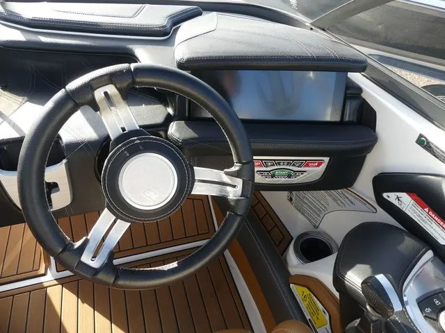 Slide: The Image of Nautique G23 2017 - 8