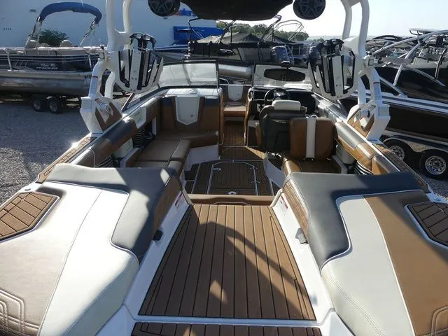 Slide: The Image of Nautique G23 2017 - 9