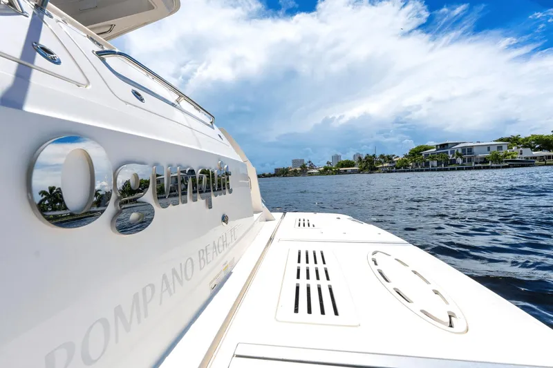 Slide: The Image of Sea Ray 510 Fly 2017 - 36