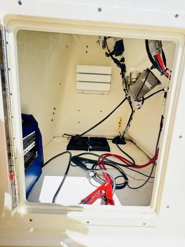 Slide: The Image of Pioneer Sportfish 180 2024 - 12