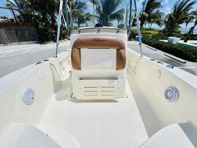 Slide: The Image of Pioneer Sportfish 180 2024 - 18