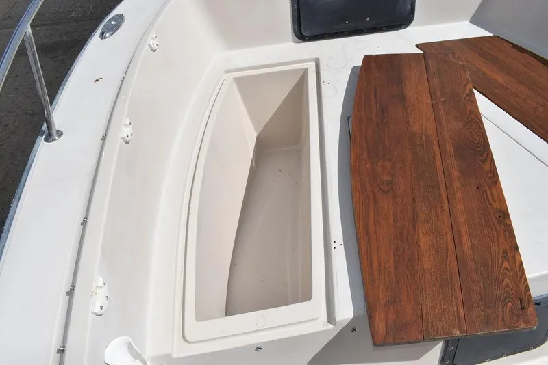 Slide: The Image of Chris-Craft 213 SeaHawk CC 1987 - 68