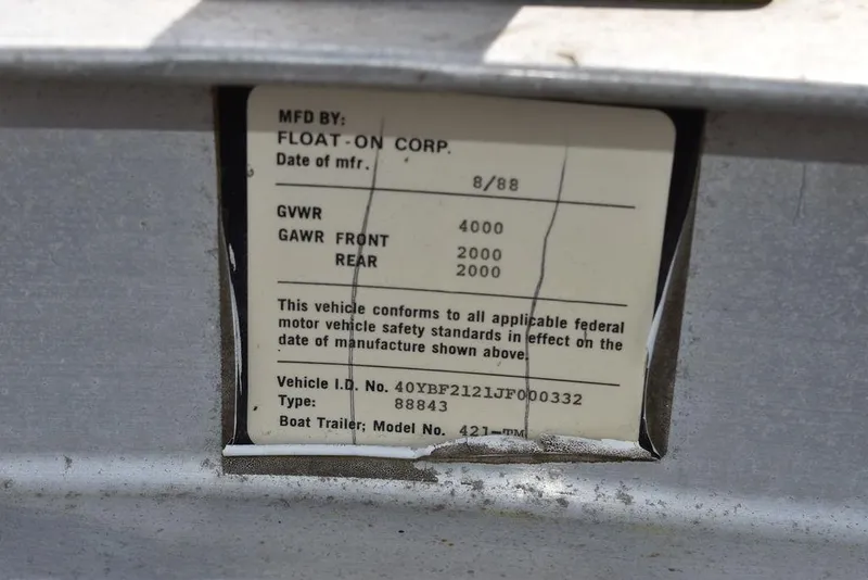 Slide: The Image of Chris-Craft 213 SeaHawk CC 1987 - 88