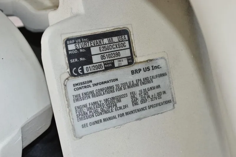 Slide: The Image of Chris-Craft 213 SeaHawk CC 1987 - 90