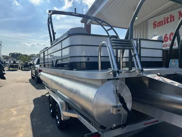 Slide: The Image of Veranda VS22RCT 2025 - 11