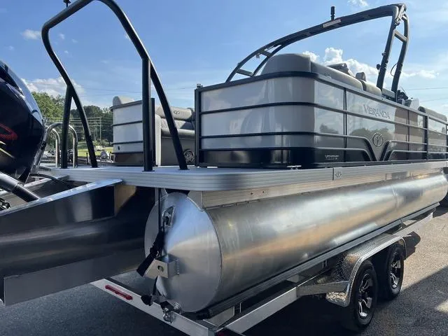 Slide: The Image of Veranda VS22RCT 2025 - 8