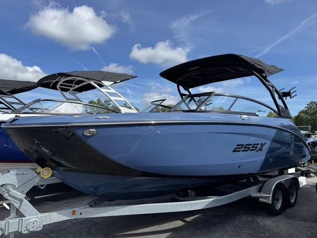 Slide: The Image of Yamaha 255XD 2024 - 1