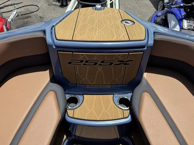 Slide: The Image of Yamaha 255XD 2024 - 14