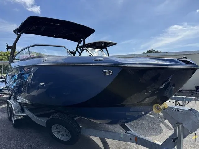 Slide: The Image of Yamaha 255XD 2024 - 2