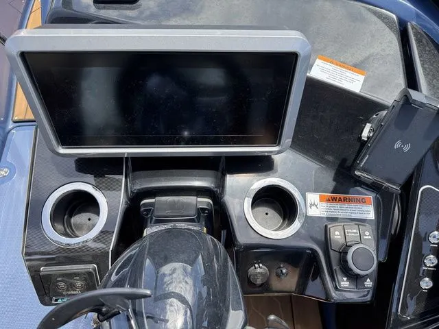 Slide: The Image of Yamaha 255XD 2024 - 27