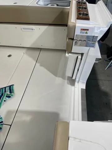 Slide: The Image of Everglades 395 Center Console 2024 - 20