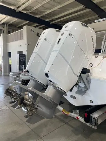 Slide: The Image of Everglades 395 Center Console 2024 - 26