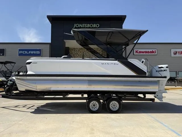 The Image of Manitou Explore 22 Switchback 2025 - 1