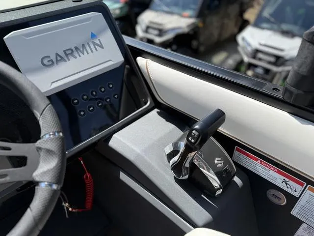 Slide: The Image of Manitou Explore 22 Switchback 2025 - 11