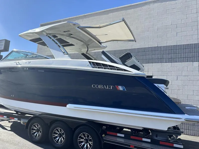 Slide: The Image of Cobalt R33 2023 - 56