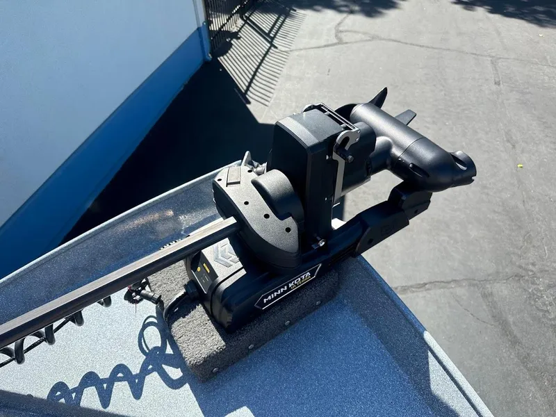 Slide: The Image of Trolling motor mounted on a 2025 KingFisher 2225 Escape HT boat deck. - 47
