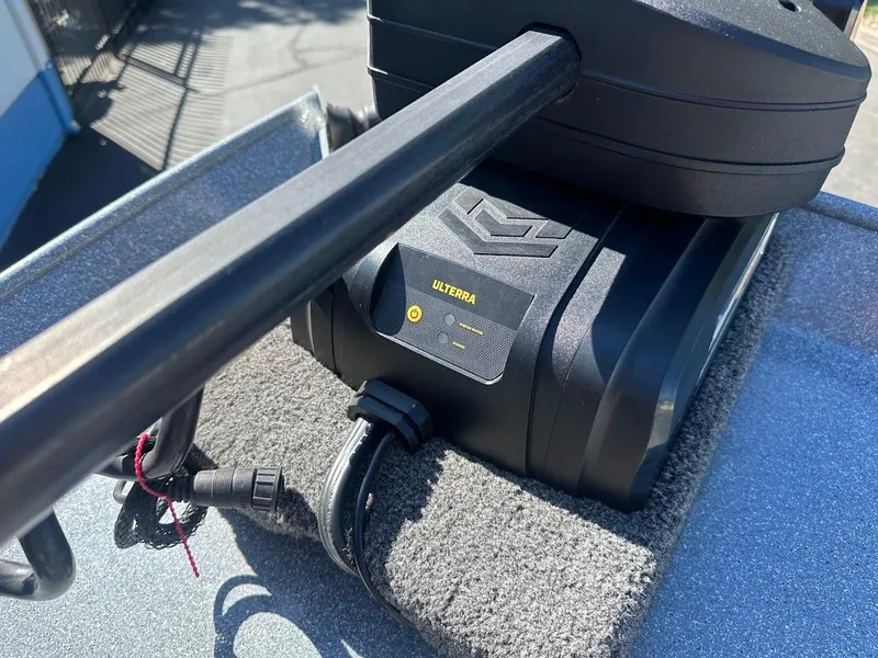 Slide: The Image of Trolling motor on 2025 KingFisher 2225 Escape HT boat, featuring Ulterra technology. - 49