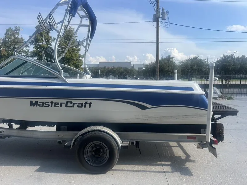 Slide: The Image of MasterCraft Prostar 205 1999 - 2