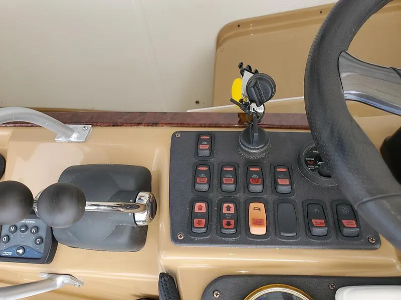 Slide: The Image of Carver 564 Cockpit Motor Yacht 2003 - 15