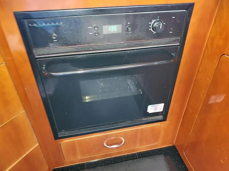 Slide: The Image of Carver 564 Cockpit Motor Yacht 2003 - 42