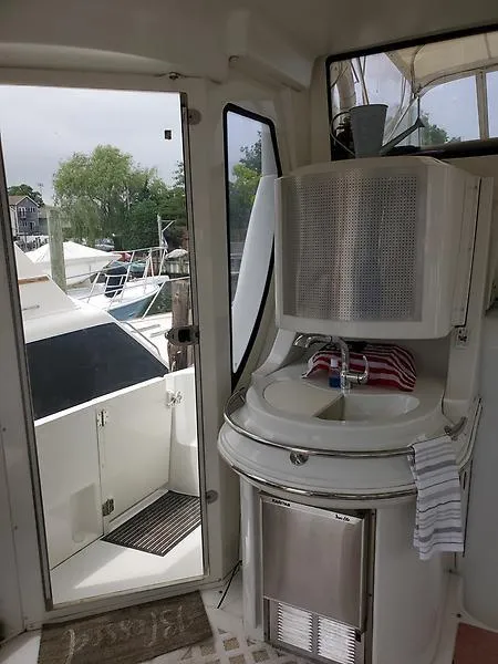 Slide: The Image of Carver 564 Cockpit Motor Yacht 2003 - 81