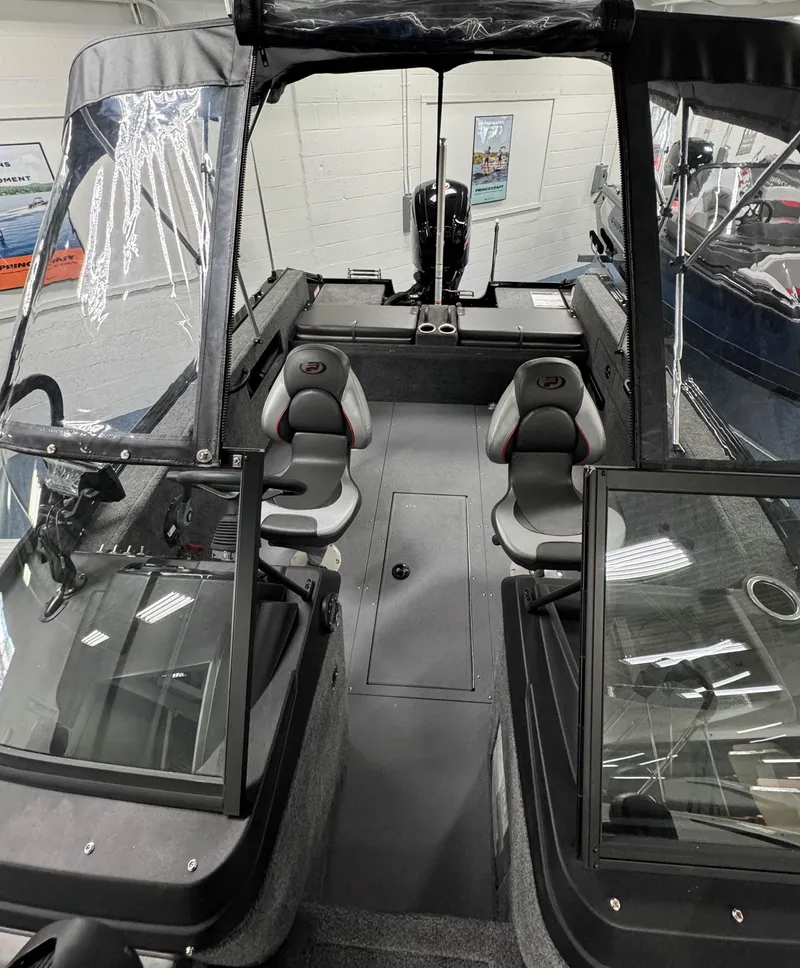 Slide: The Image of Princecraft Sport 175 MAX - 19