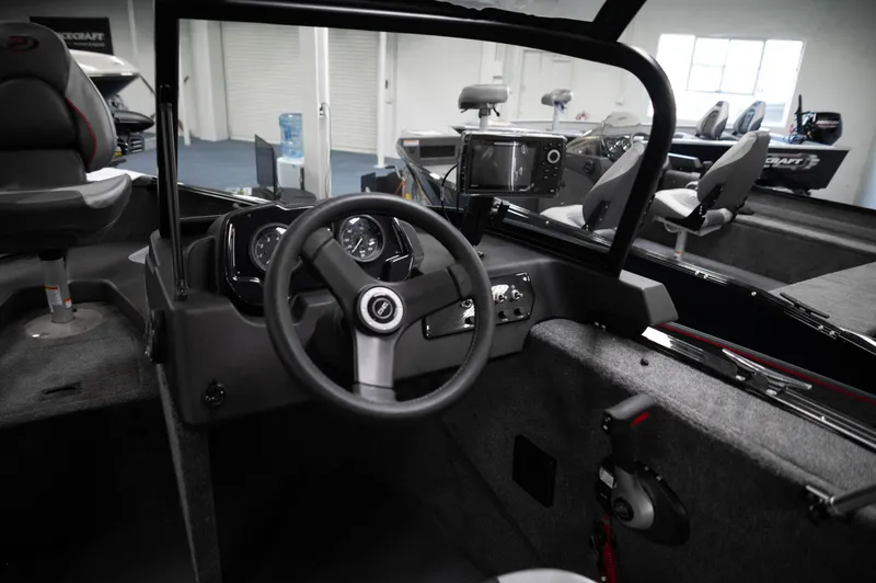 Slide: The Image of Princecraft Sport 175 MAX - 9