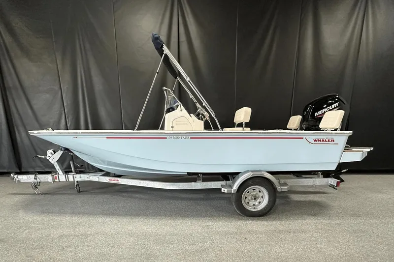 Slide: The Image of Boston Whaler 170 Montauk 2025 - 0