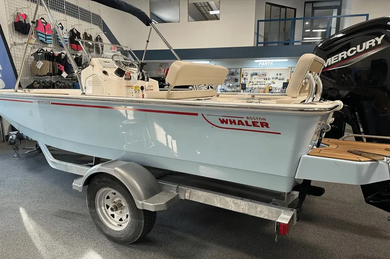 Slide: The Image of Boston Whaler 170 Montauk 2025 - 1